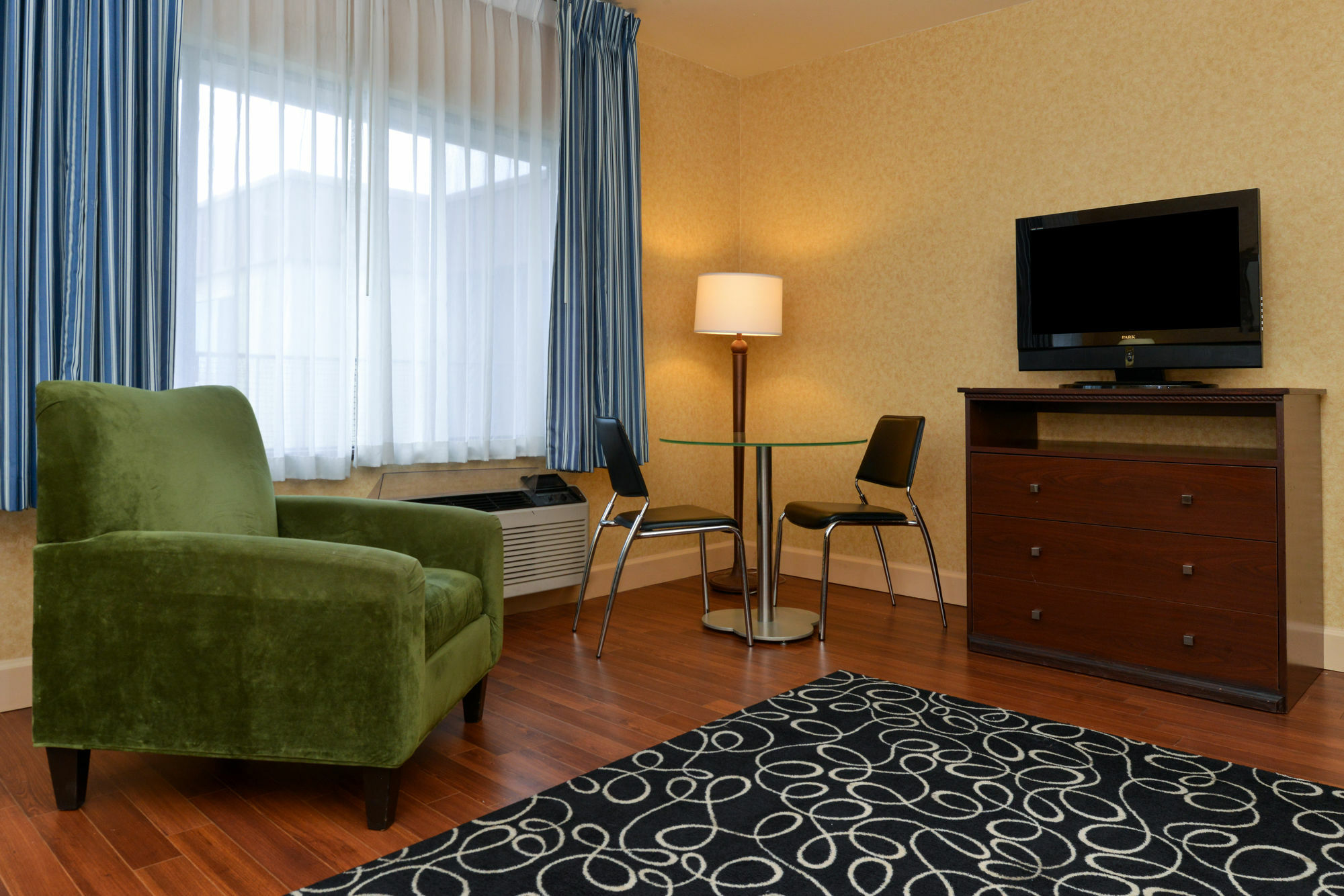 Holiday Inn - Salem By Ihg Экстерьер фото