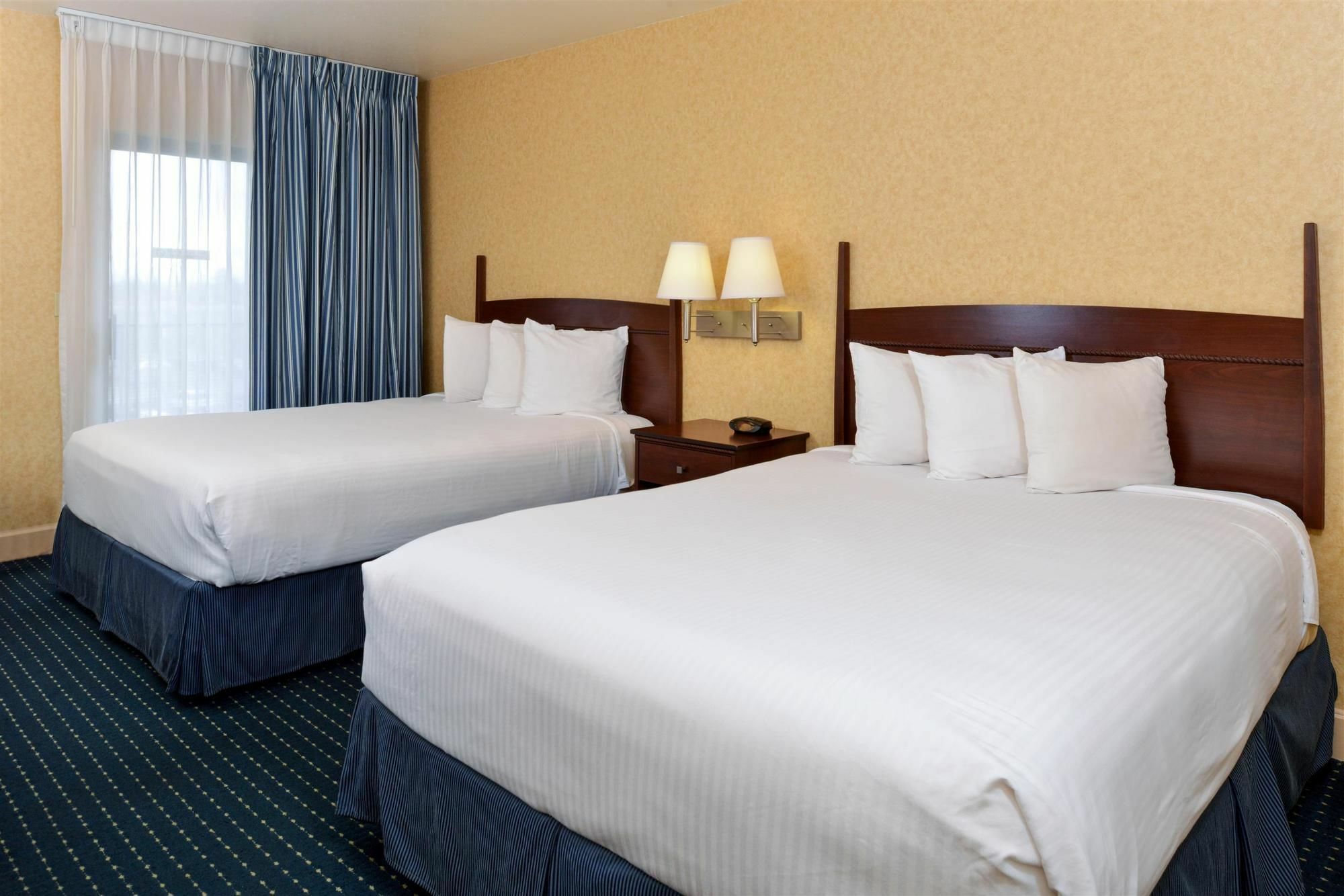 Holiday Inn - Salem By Ihg Экстерьер фото