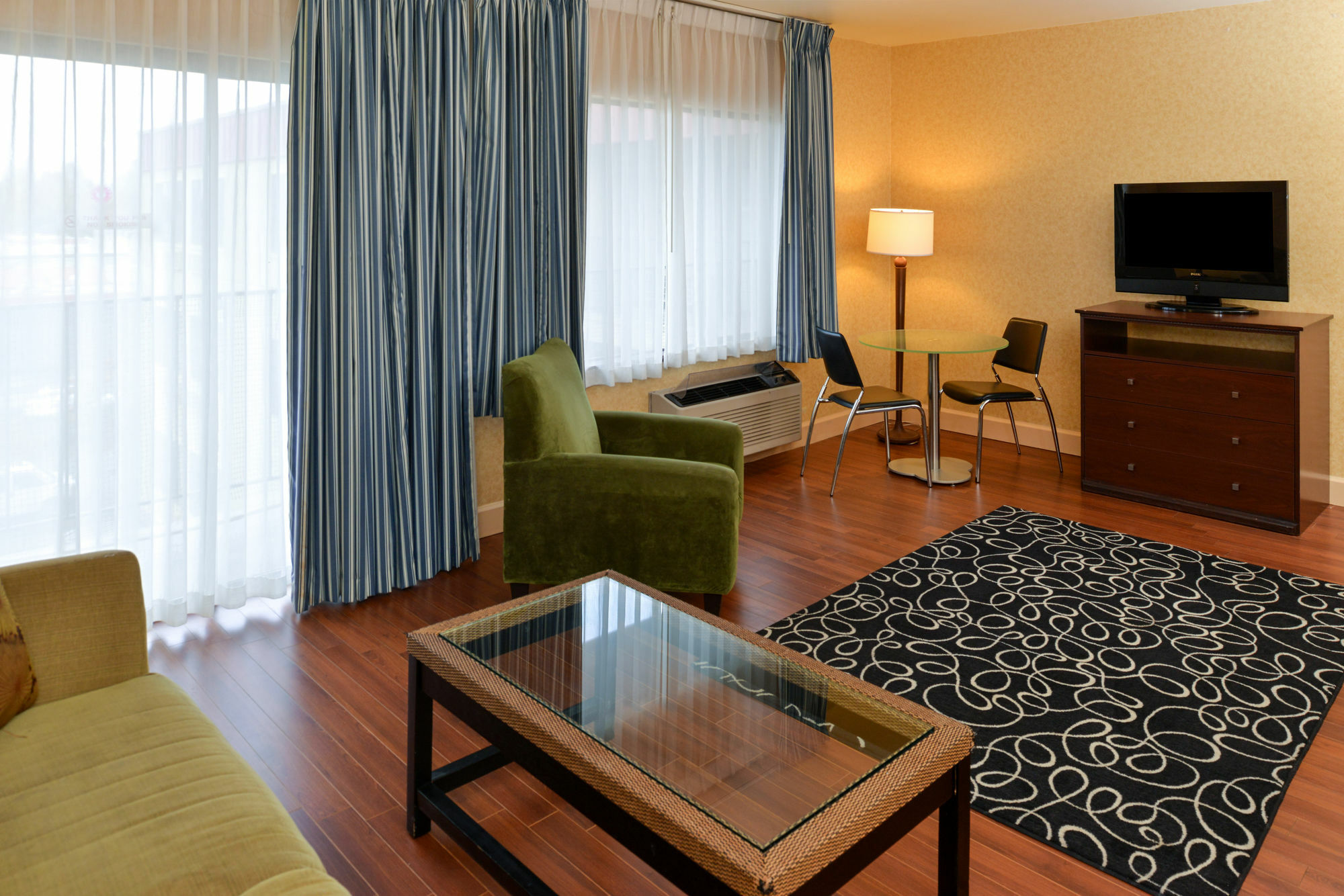 Holiday Inn - Salem By Ihg Экстерьер фото