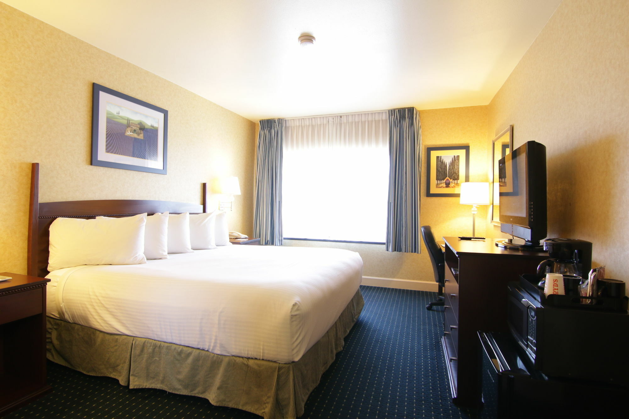 Holiday Inn - Salem By Ihg Экстерьер фото