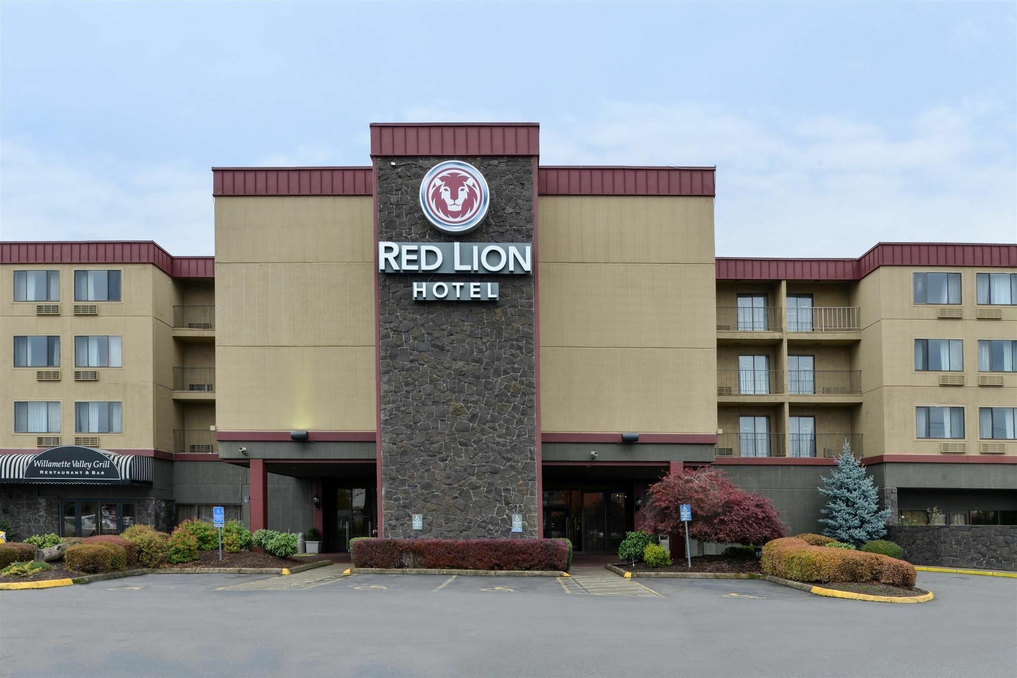 Holiday Inn - Salem By Ihg Экстерьер фото